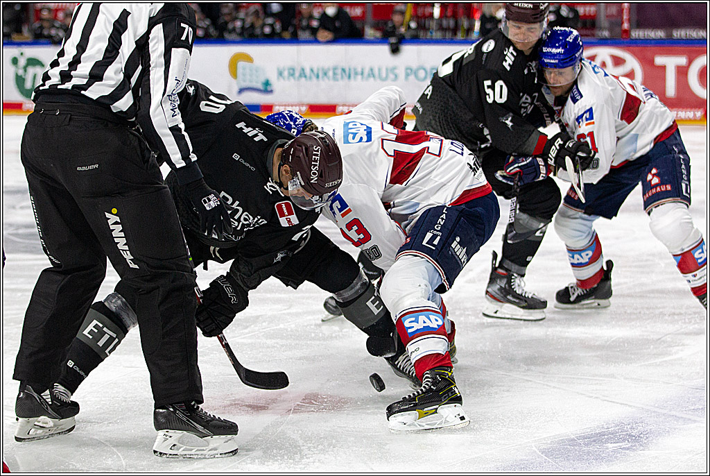 PENNY DEL;  Koelner Haie - Adler Mannheim; Koeln, 08.04.2021